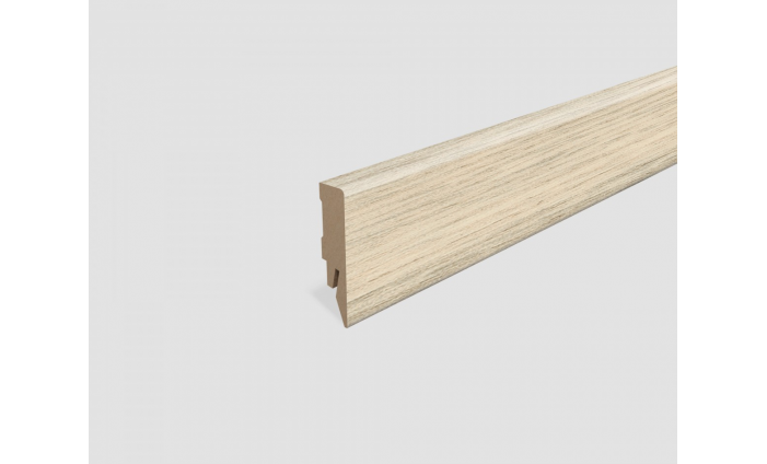 SOKLOVÁ LIŠTA EGGER