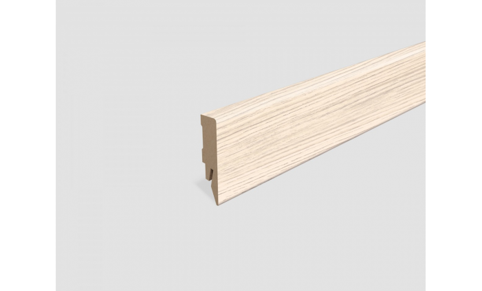 SOKLOVÁ LIŠTA EGGER