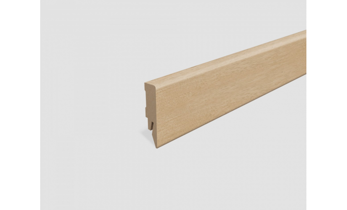 SOKLOVÁ LIŠTA EGGER